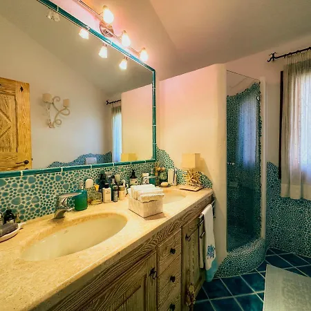 ゲストハウス Sardinian Luxury Hospitality - Fuli And