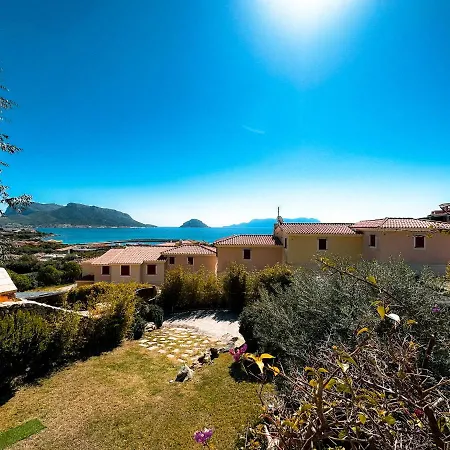 ゲストハウス Sardinian Luxury Hospitality - Fuli And ゴルフォ・アランチ