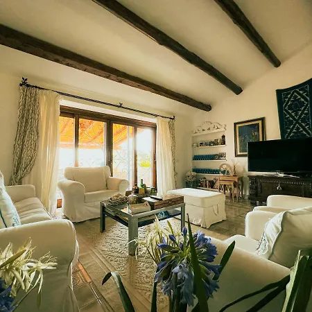Sardinian Luxury Hospitality - Fuli And ゲストハウス ゴルフォ・アランチ