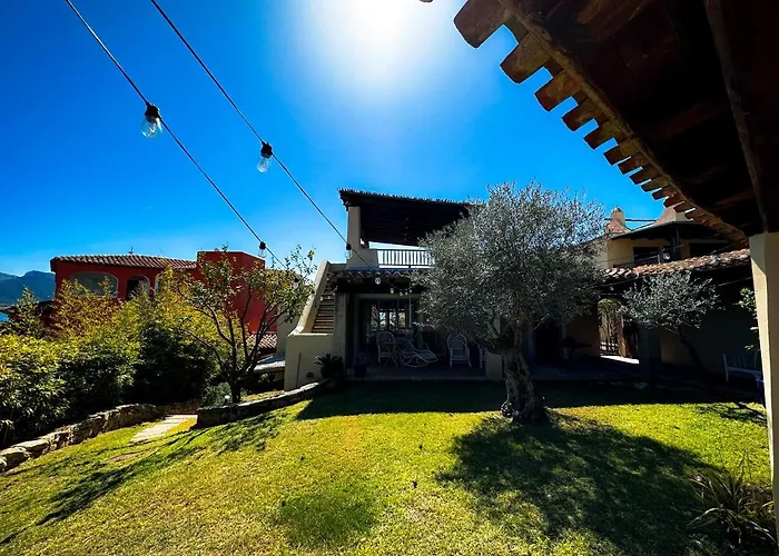 Sardinian Luxury Hospitality - Fuli And Maison d'hôtes